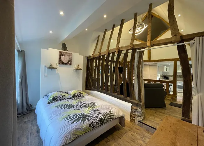 Holiday home Les De Claire Saint-Gatien-des-Bois